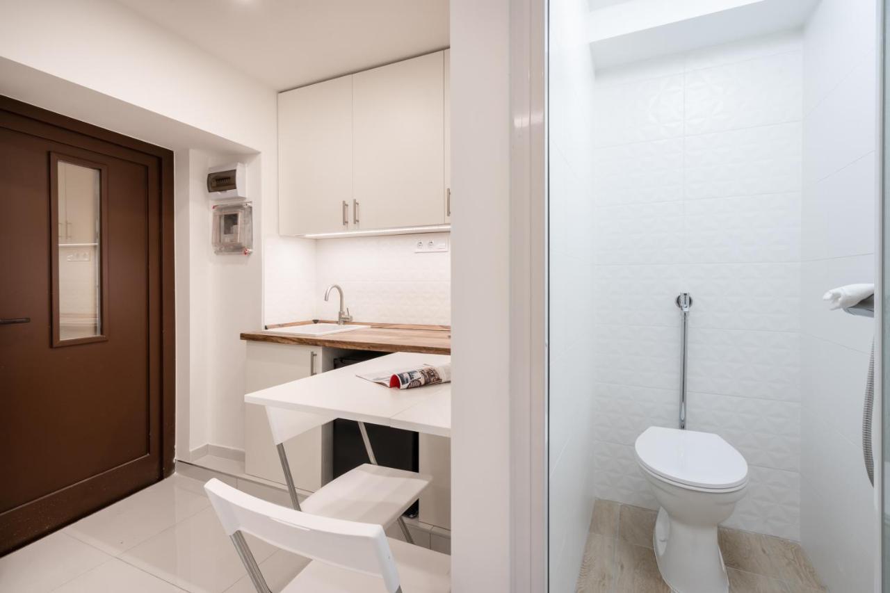 Studio Apollo Budapest Exteriör bild